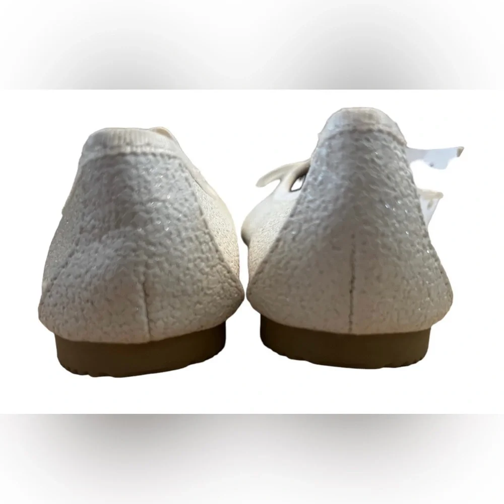 NWT baby girl spsrkly ballet flats dress shoes Sz 4